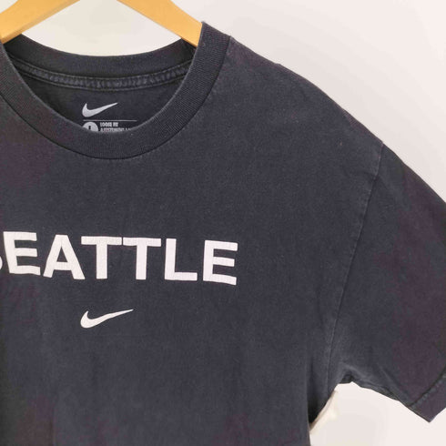 ナイキ NIKE SEATTLE スウッシュ プリント S/S Tシャツ メンズ import:L