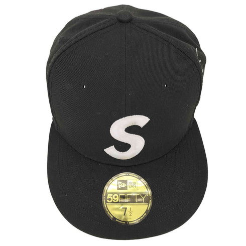 シュプリーム Supreme Characters S Logo New Era メンズ 7 1/2 (59.6cm)