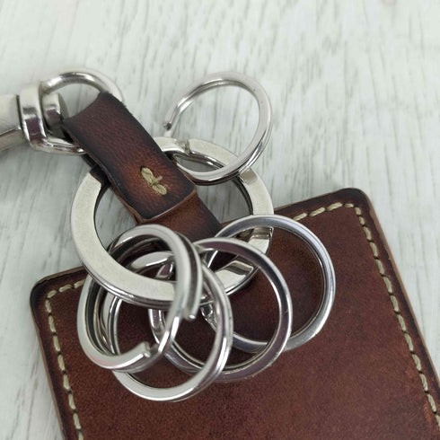 ヴィヴィアンウエストウッド Vivienne Westwood オーブ刻印 レザー キーリング キーホルダー メンズ