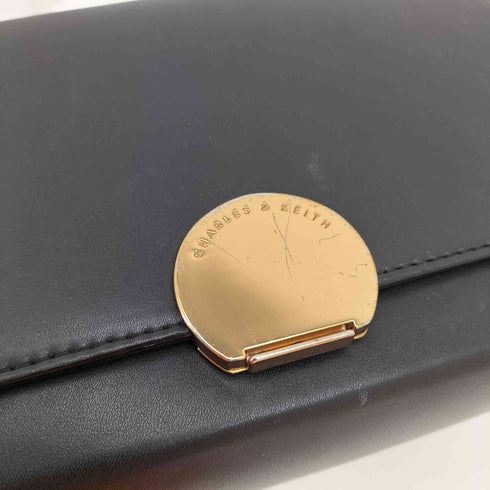 チャールズキース CHARLES & KEITH チェーン スクエア ショルダー バッグ レディース