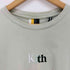 キス KITH セリフ ロゴ刺繍 Serif T-Shirt メンズ import:L