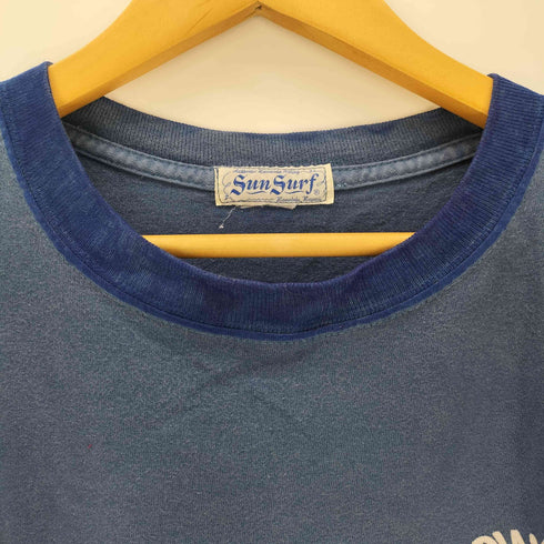 サンサーフ SUN SURF グラフィックプリントリンガークルーネックTシャツ メンズ