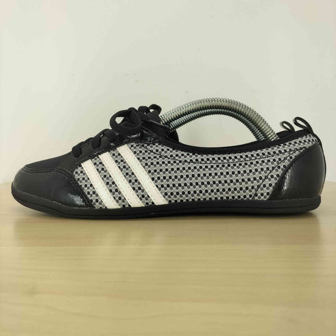 アディダス adidas ローカットスニーカー フラットシューズ レディース 24CM