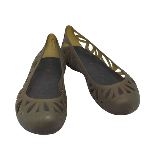 クロックス crocs フローラルカットフラットシューズ レディース US:8