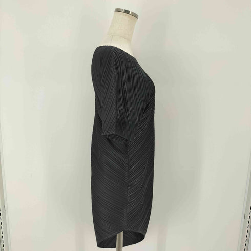 プリーツプリーズイッセイミヤケ PLEATS PLEASE ISSEY MIYAKE アシンメトリー箔プリントプリーツトップス レディース JPN:3