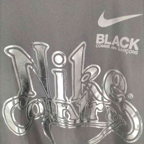 ブラックコムデギャルソン BLACK COMME des GARCONS フロントロゴ コラボTシャツ メンズ JPN:L