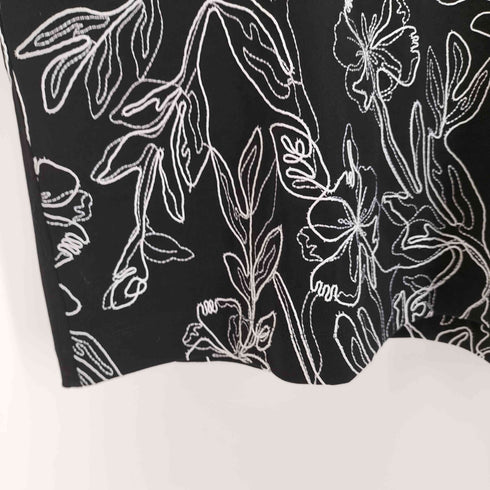 メゾンスペシャル MAISON SPECIAL Flower Embroidery Prime-Over Crew Neck T-Shirt メンズ 2