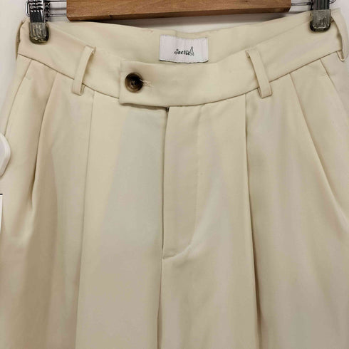 ソエルテ soerte 2tuck white wide slacks 2タック ホワイト スラックス メンズ JPN:2