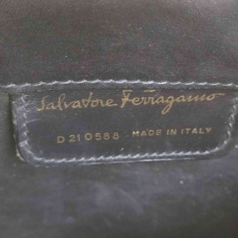 サルヴァトーレフェラガモ Salvatore Ferragamo ヴァラリボン レザー ショルダーバッグ レディース