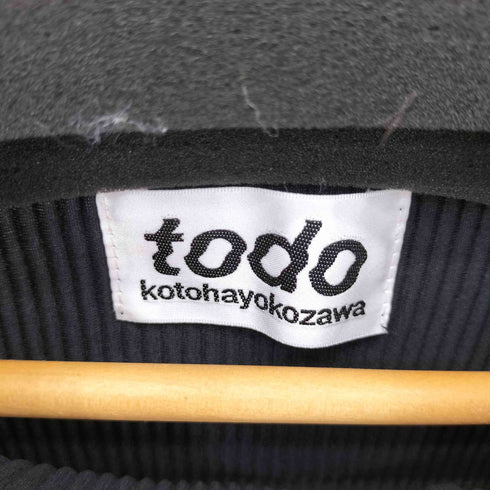 トゥードゥーコトハヨコザワ todo kotoha yokozawa ハイネックプリーツトップス レディース