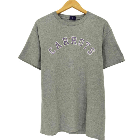キャロッツ CARROTS BY ANWAR CARROTS カレッジロゴ クルーネックTシャツ メンズ JPN:M