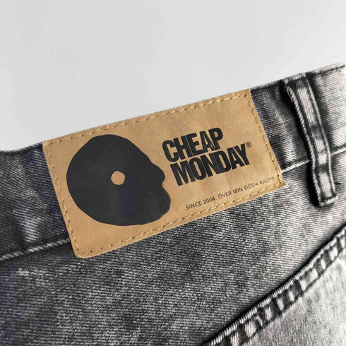 チープマンデー CHEAP MONDAY Maxi Black Format ワイドデニムショーツ ショートパンツ メンズ 29