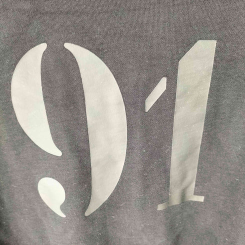 アルマーニエクスチェンジ ARMANI EXCHANGE ロゴプリントプルオーバーフーディ ナンバリング メンズ import:L