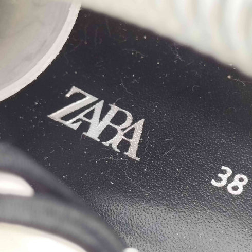 ザラ ZARA スクエアトゥ フェイクパテントフィニッシュ ローファー レディース 38