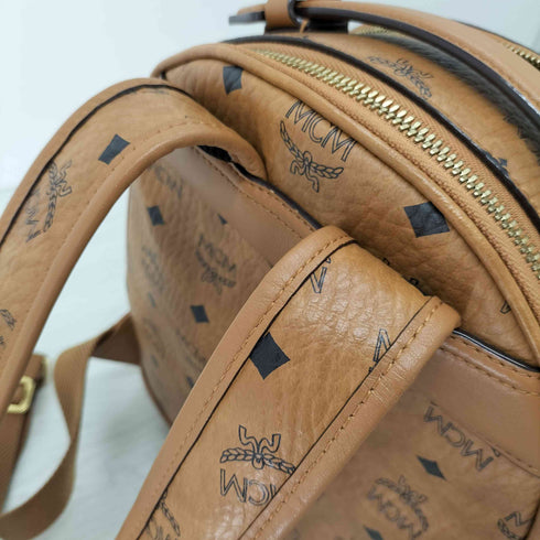 エムシーエム MCM Stark Backpack in Visetos ロゴ総柄レザーバックパック スターク レディース
