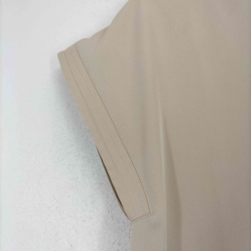 エマテイラー emma taylor 24SS イージーケアパール釦キーネックブラウス レディース FREE