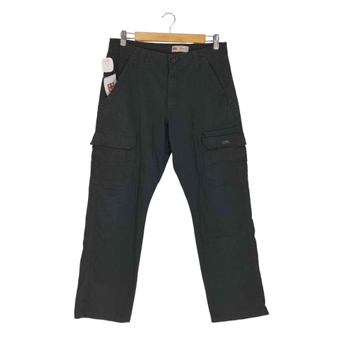 ラングラー Wrangler Relaxed Fit Cargo FLEX Black Tech Pants リラックスフィット カーゴフレックス ブラック テックパンツ メンズ 32×30