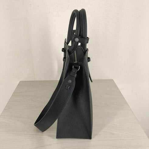 チャールズキース CHARLES & KEITH イロンゲイト トートバッグ 2WAY レディース
