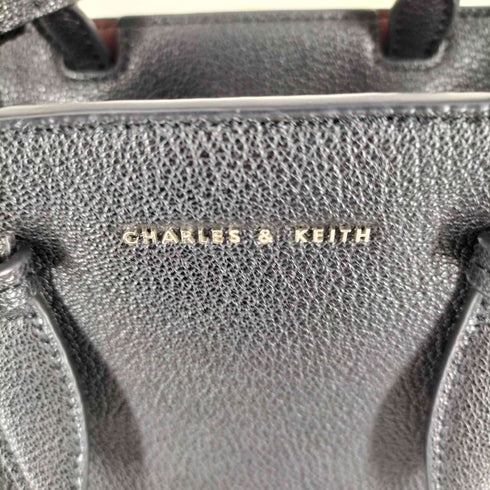 チャールズキース CHARLES & KEITH イロンゲイト トートバッグ 2WAY レディース