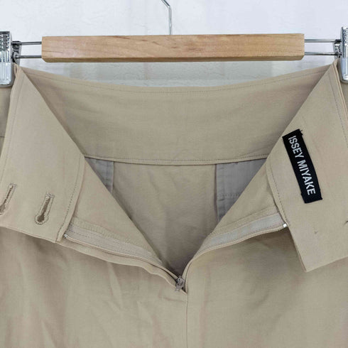 イッセイミヤケ ISSEY MIYAKE フロントスリット スカート レディース JPN:2