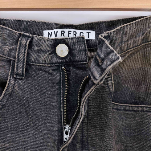 ネヴァーフォーゲット NVRFRGT 3D TWISTED WIDE LEG JEANS メンズ 1
