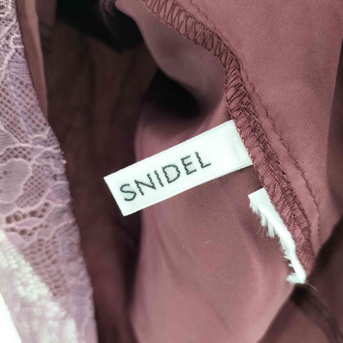 スナイデル snidel 2021AW パフスリーブレーストップス レディース