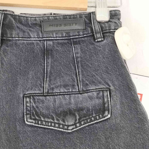 ミスシックスティ MISS SIXTY フロントボタンデザイン デニムショーツ レディース 25