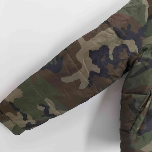アルファインダストリーズ ALPHA INDUSTRIES カモフラ ダウンジャケット メンズ JPN:M
