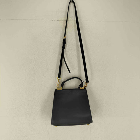 チャールズキース CHARLES & KEITH レザーショルダーバッグ レディース