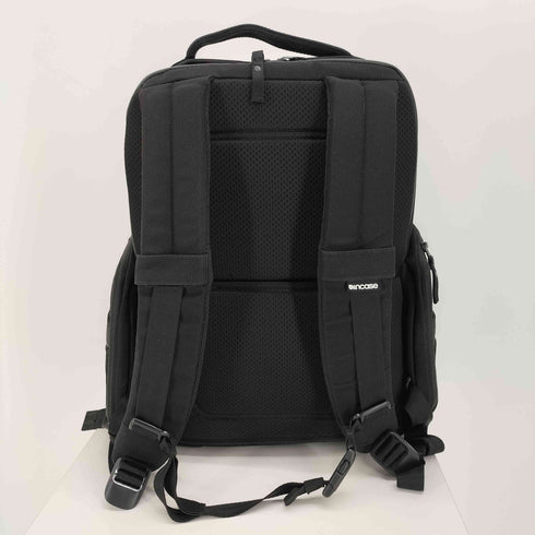 インケース incase A.R.C. Commuter Pack メンズ