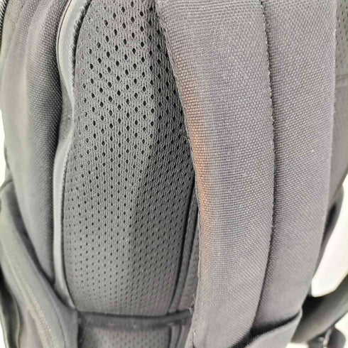 インケース incase A.R.C. Commuter Pack メンズ