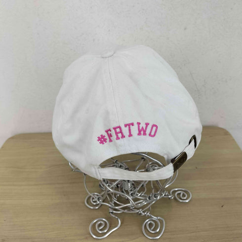エフアールツー FR2 NEWHATTAN ロゴ刺繍ストラップバックキャップ メンズ