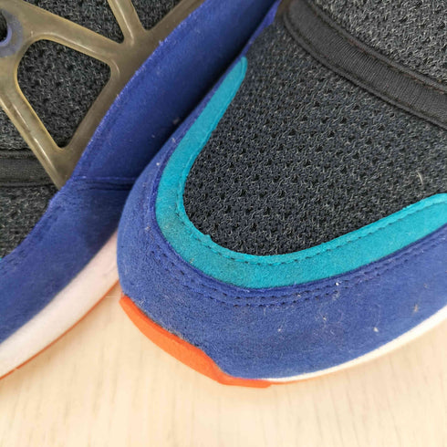 ナイキ NIKE AIR HUARACHE LIGHT エアハラチライト スニーカー メンズ JPN:27