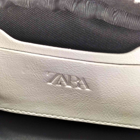 ザラ ZARA レザーショルダーバッグ 三日月型 レディース
