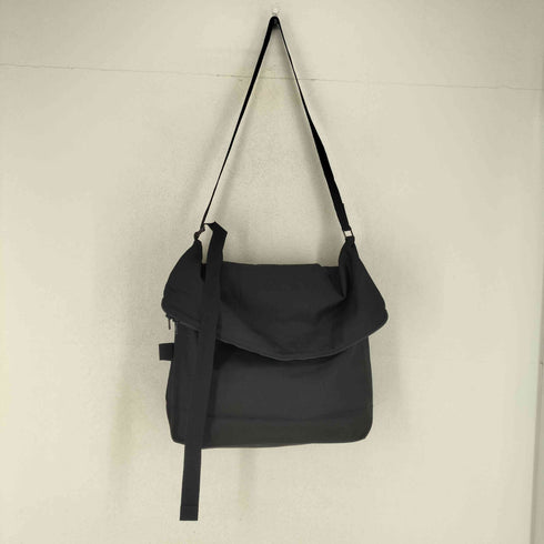 ヨウジヤマモト Yohji Yamamoto シグネチャーロゴキャンバスメッセンジャーバッグ メンズ ONE SIZE