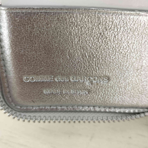 コムデギャルソン COMME des GARCONS EMBOSSED LOGOTYPE ラウンドジップウォレット メンズ
