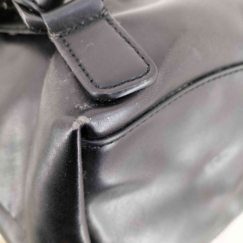 チャールズキース CHARLES & KEITH レザーリュック レディース