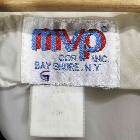 MVP COR INC ロゴ刺繍ナイロンジャケット メンズ