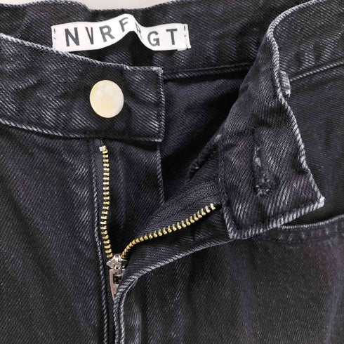 ネヴァーフォーゲット NVRFRGT 3D Twisted Jeans メンズ 1