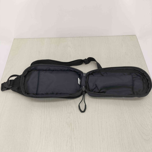 オークリー OAKLEY ウエストバッグ WAIST 3.0 エッセンシャルウエスト メンズ