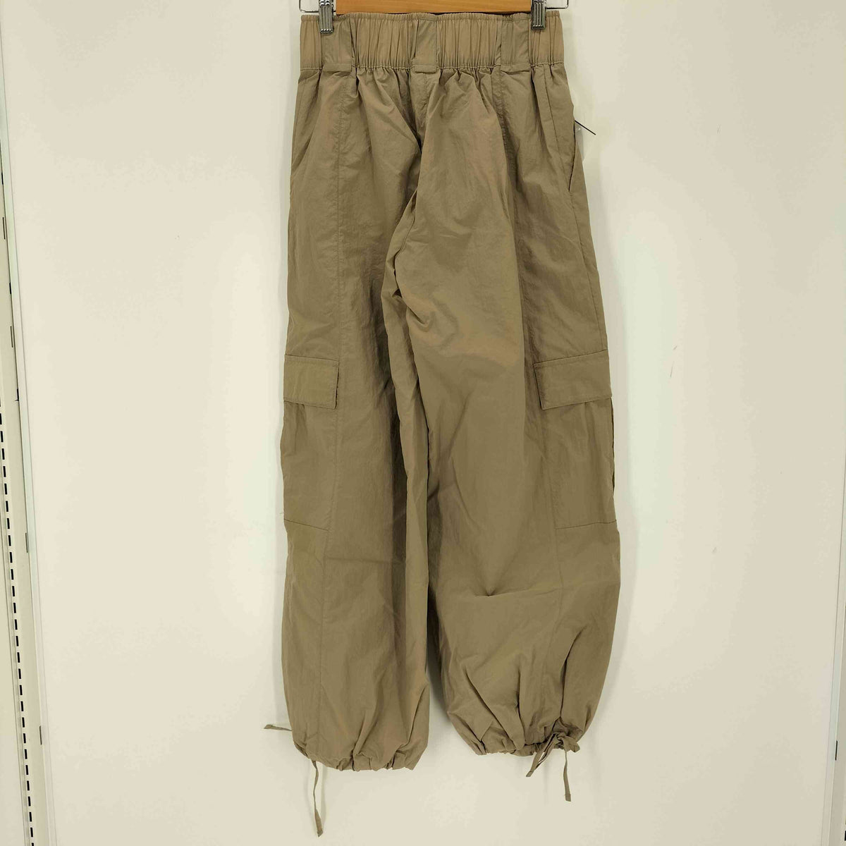 ナイキ NIKE ハイウエスト ウーブン カーゴ パンツ レディース JPN：XS