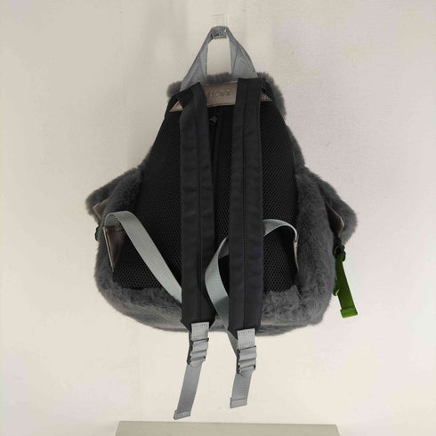 SILNA minacolo ファーリュック バックパック カラビナ付き レディース