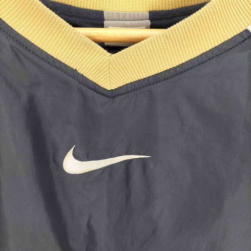 ナイキ NIKE センターロゴ刺繍 スウッシュ Vネックプルオーバー リップストップ サッカーピステ ナイロンジャケット メンズ JPN:XL