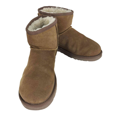 アグ UGG australia ショートブーツ スタッズ レディース 24