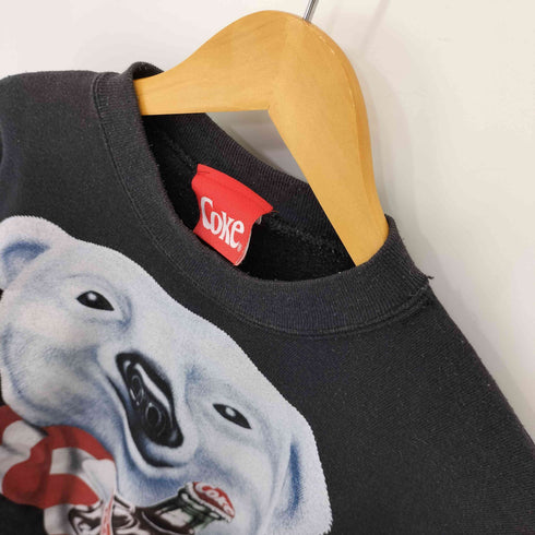 COKE 90S キャラクタープリント L/S スウェット ©The Coca-Cola Company コピーライト入り メンズ