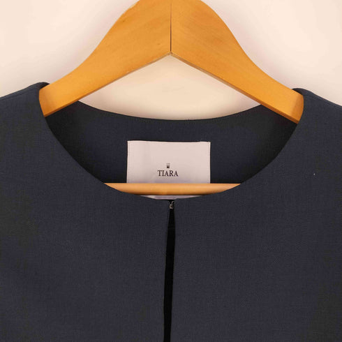 ティアラ Tiara 麻調ノーカラージャケット レディース JPN:2