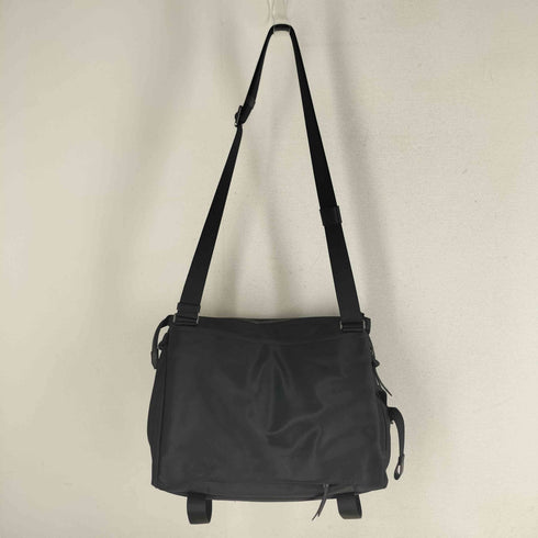トゥミ TUMI GEM CROSSBODY Devoe メンズ
