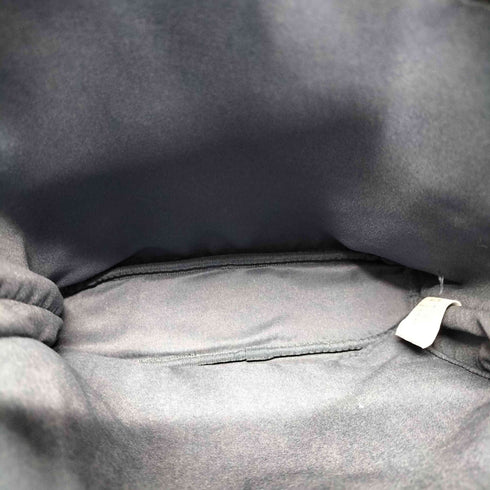 ムスタッシュ MOUSTACHE スクエアレザーショルダーバッグ シボ革 レディース