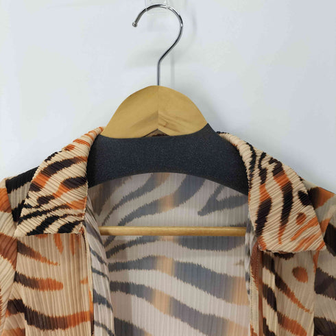 ベルシュカ BERSHKA プリーツ 総柄シアーシャツ レディース JPN:S