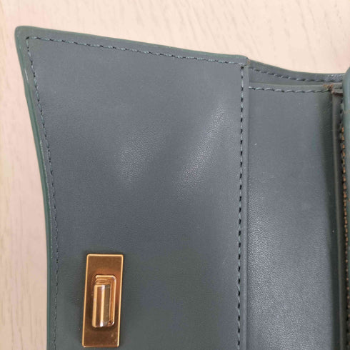 チャールズキース CHARLES & KEITH メタリックアクセントフロントフラップウォレット レディース